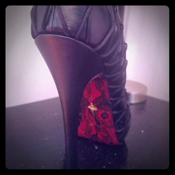 NEW One of a kind Cesare Paciotti ankle boot - Picture 1 of 3